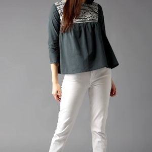 Grey Ethnic Printed Woven A-line top (Medium)